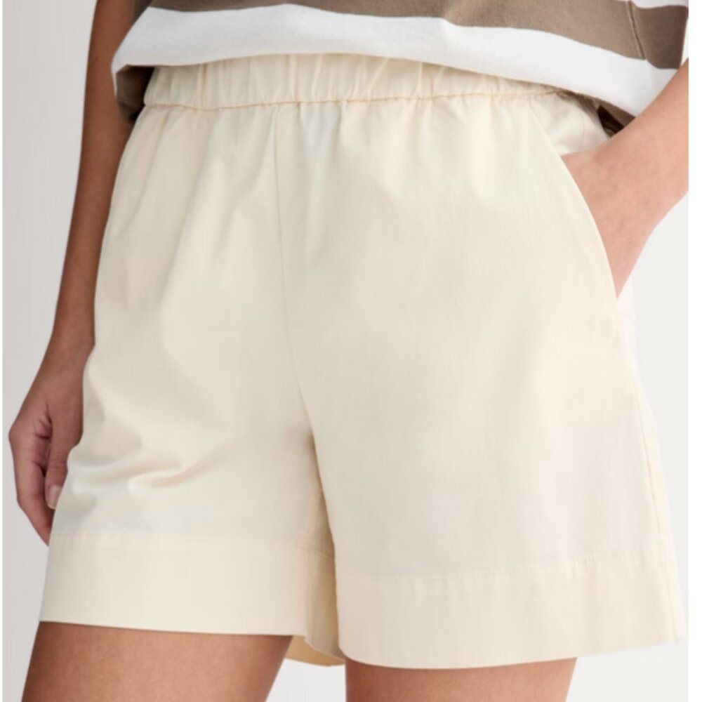 NWOT Everlane Easy Short in Rust / Size 00